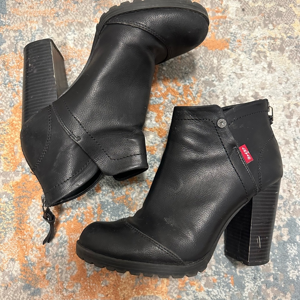 Levi Booties